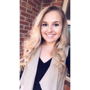 Meet your Posher, Ashlee